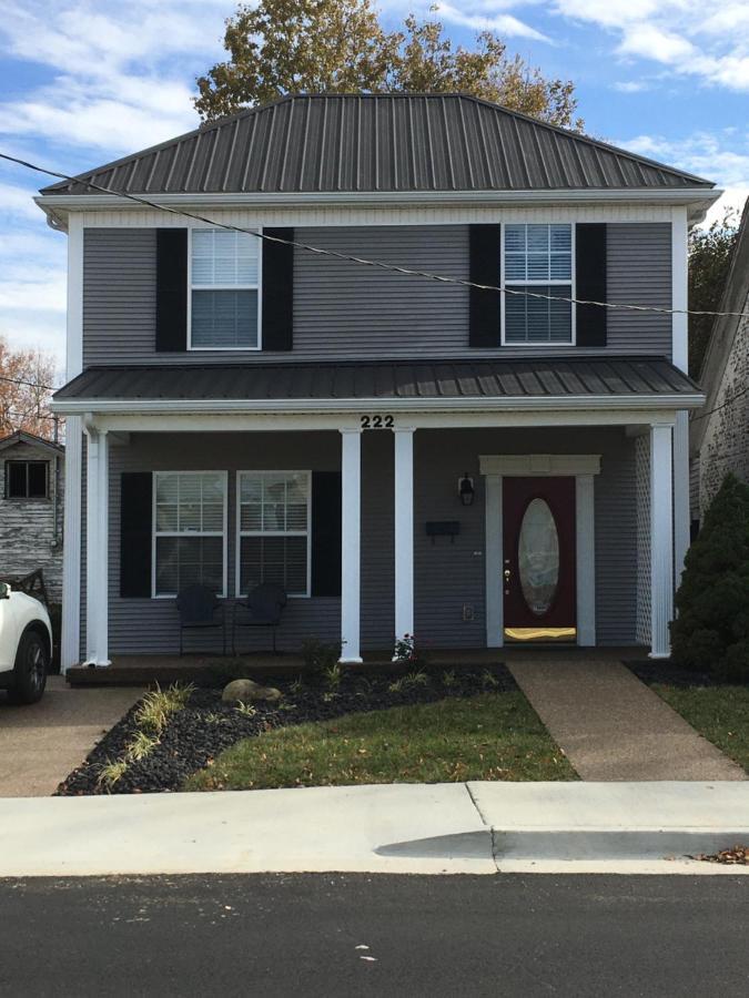 Villa Downtown Abode In The Heart Of The Bourbon Trail Lebanon Exterior foto